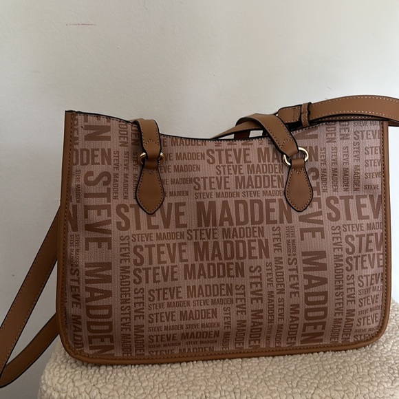Steve Madden BPierce Logo Bag with Interior Crossbody Pouch - New - Picture 3 of 14